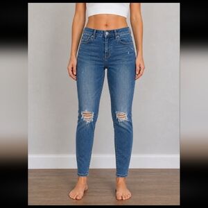 TopShop distressed ripped torn jeans 26